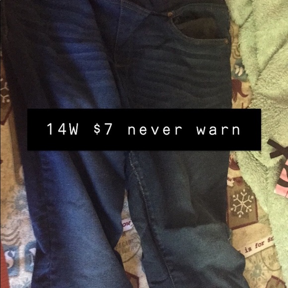 Clothes - Picture 12 of 16